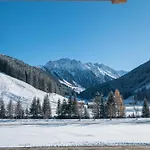 Bed & Breakfast Haus Alpenfrieden Gerlos